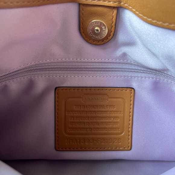 Coach hobo purse - Picture 2 of 3